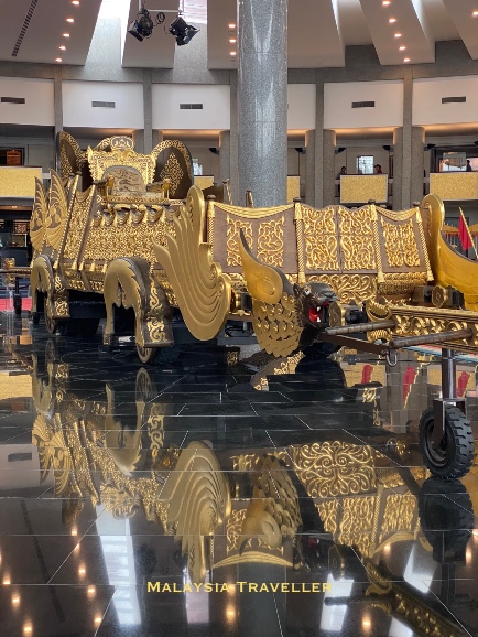 Royal Chariot