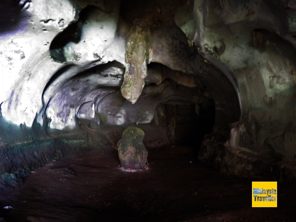 uvula-shaped stalactite