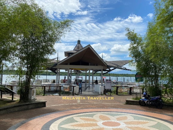 modern jetty for sightseeing boat tours modern jetty for sightseeing boat tours