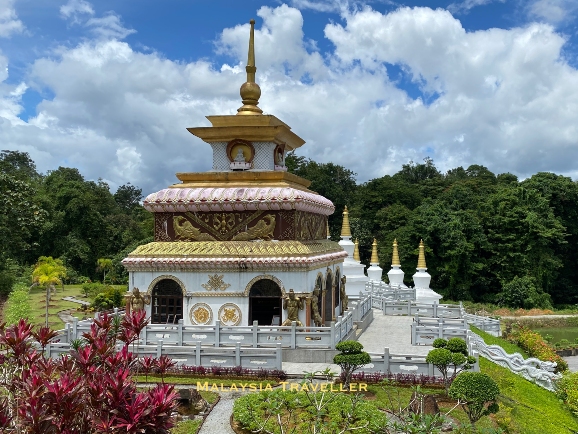 Tibetan style stupa