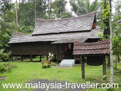 Negeri Sembilan House at Kampung Idaman