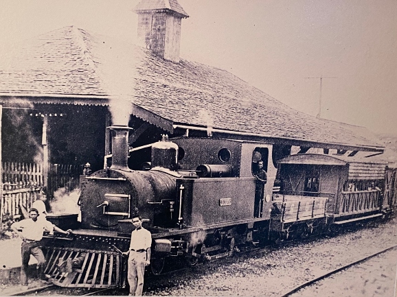 steam locomotive and carriages