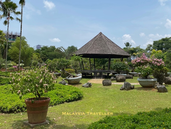 Bidayuh baruk style gazebo