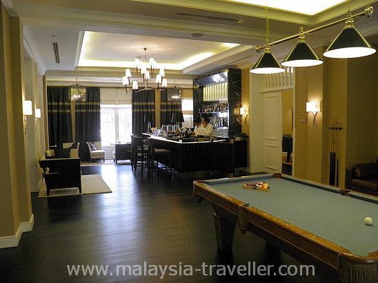 Bar in the Smokehouse at the Majestic KL