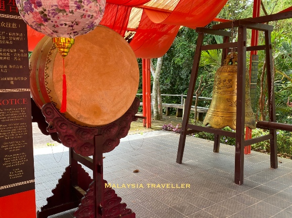 temple drum and bell temple drum and bell