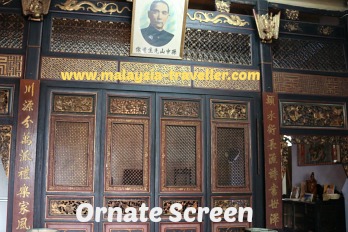 Interior of Old House Museum