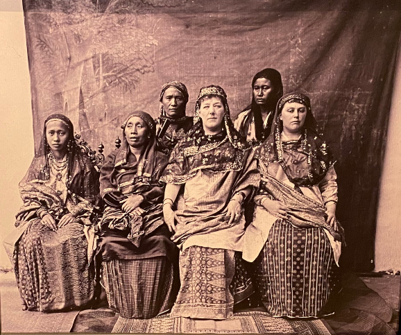 Margaret with Malay friends and attendants. Ranee with Malay friends and attendants