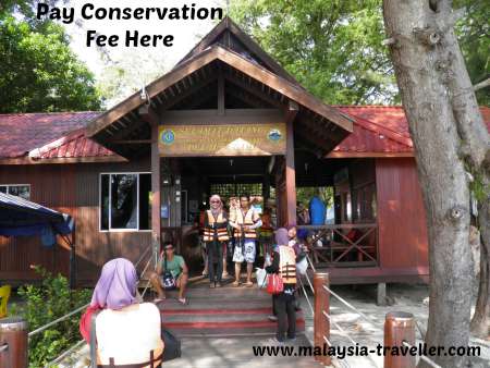 National Parks' ticket office on Sapi Island
