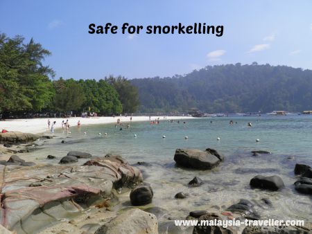 safe snorkelling area at Sapi Island
