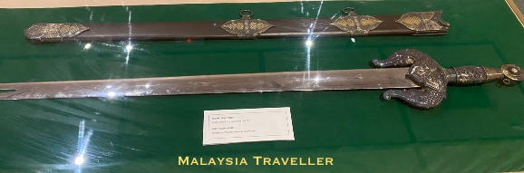 replica of Prophet Muhammad's sword replica of Prophet Muhammad's sword