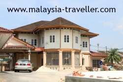 Tengku Menteri bungalow