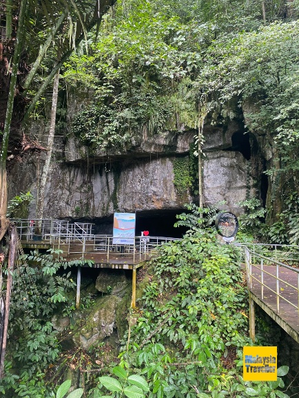 entrance to Wind Caves