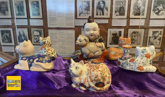 cute painted ceramic cats