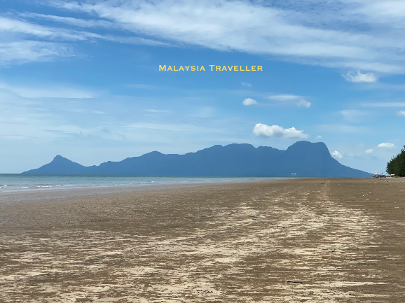 Mount Santubong viewed from Trombol Beach Mount Santubong viewed from Trombol Beach